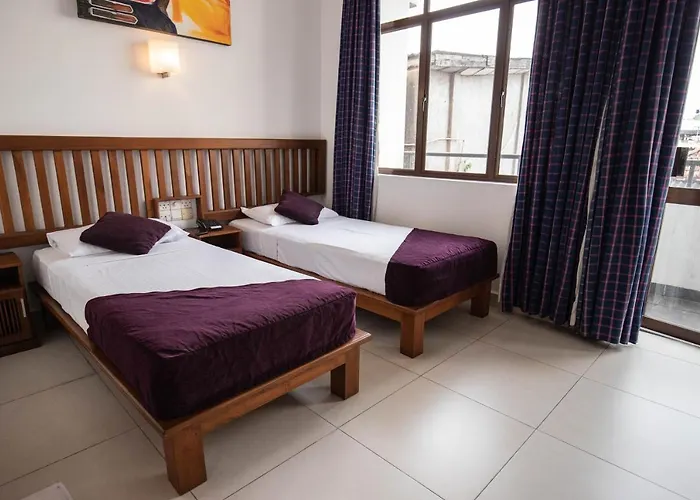 Port View City Hotel